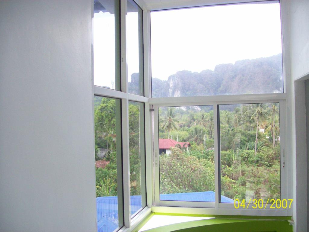 The Leaf Guesthouse Ao Nang Exterior photo